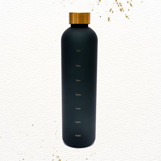 Sippin' Pretty 32 oz Translucent Water Bottle | Black & Gold